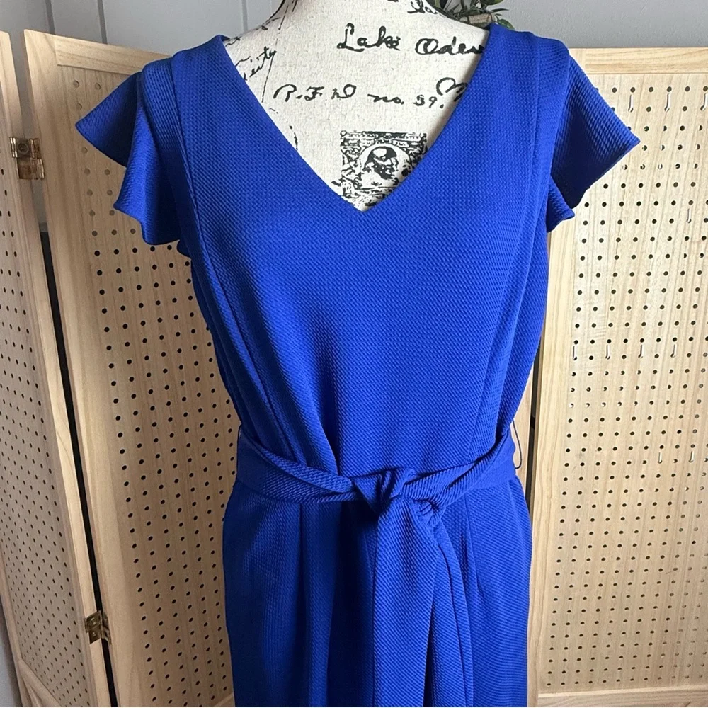Tahari Royal Blue Textured Midi Dress Size 10 Flutter Sleeve Belted Career - Picture 4 of 11